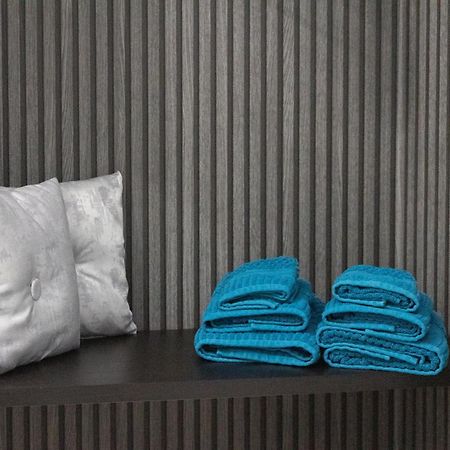 B&B Chiaro Di Luna 바를레타 외부 사진