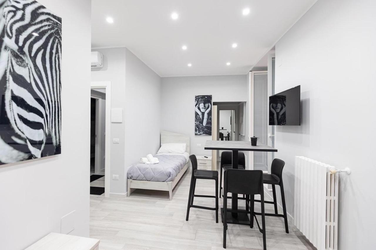 B&B Chiaro Di Luna 바를레타 외부 사진